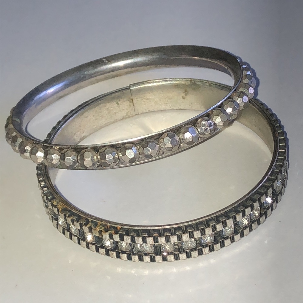 Silver Tone Rhinestone Stackable Bangle Bracelet Bundle - Picture 6 of 8